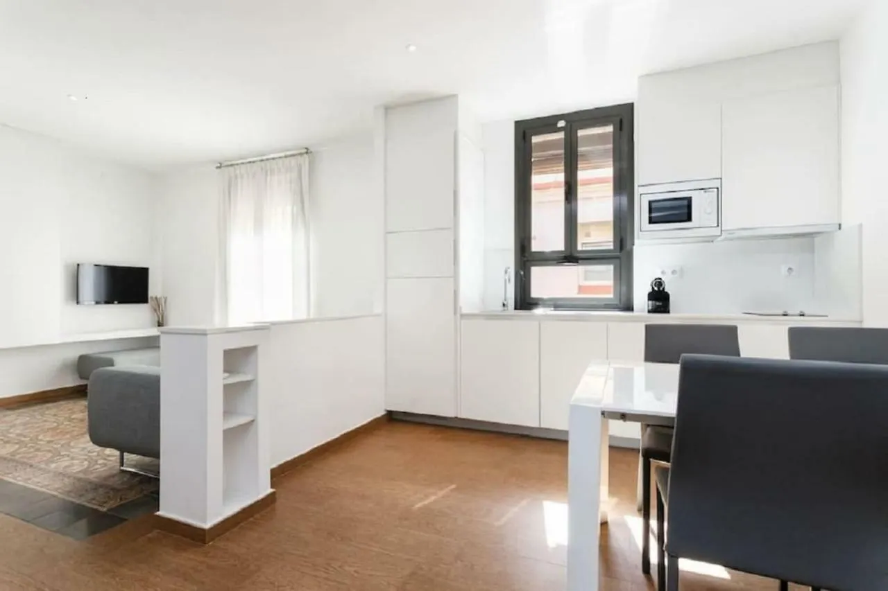 Apartment Homenfun Sants Station Barcelona