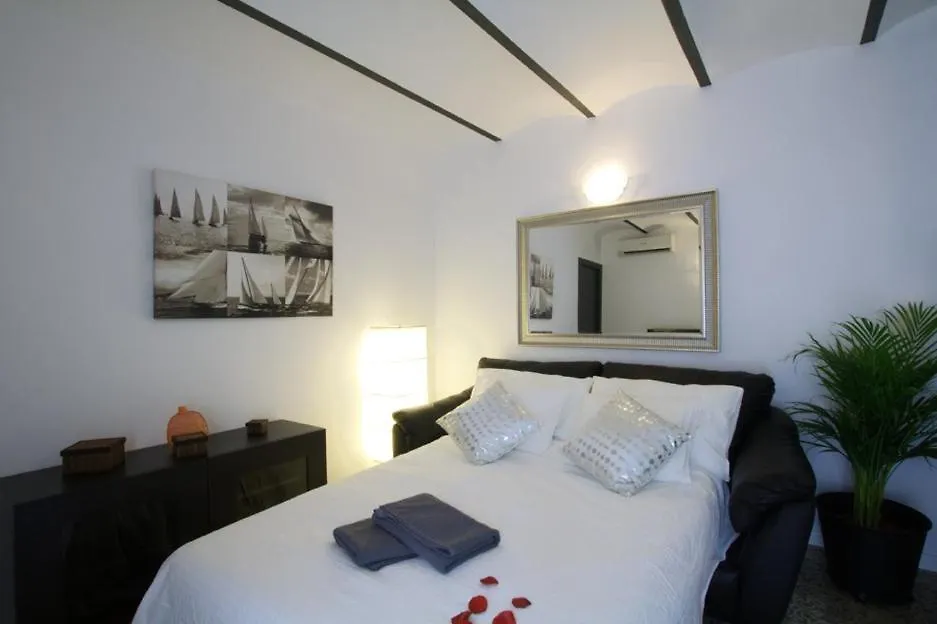 Homenfun Sants Station Barcelona Apartment